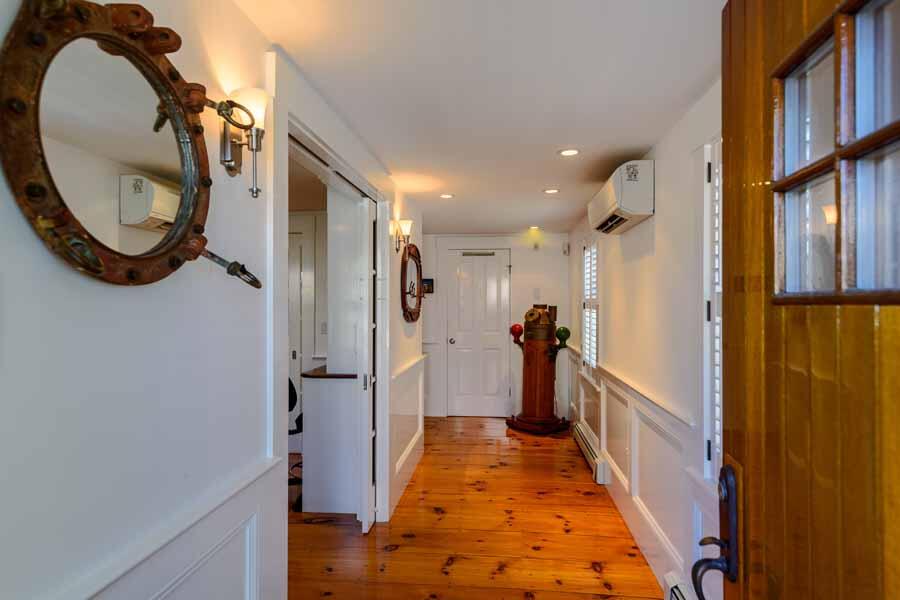 Edgartown, Massachusetts 02539, United States, 4 Bedrooms Bedrooms, ,5 BathroomsBathrooms,Residential,Active,68512