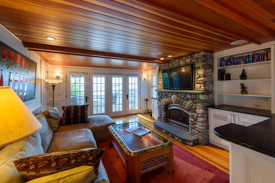 Edgartown, Massachusetts 02539, United States, 4 Bedrooms Bedrooms, ,5 BathroomsBathrooms,Residential,Active,68512