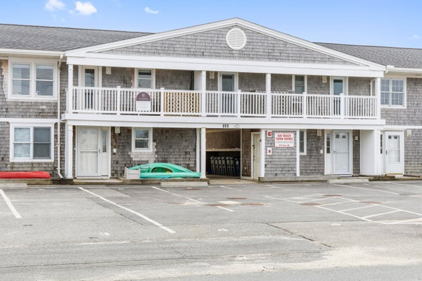 544 SHORE RD # 4, TRURO, MA 02666 - Image b47c3bc2767f6a41b15f1b3aec35c14b/4242825632