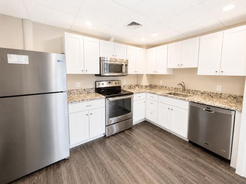 Photo of 199 Main Street #4, Falmouth, MA 02540 (MLS # 22602070)