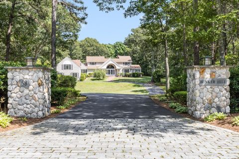 98 Bunker Hill Road, Osterville, MA 02655 - MLS#: 22402001
