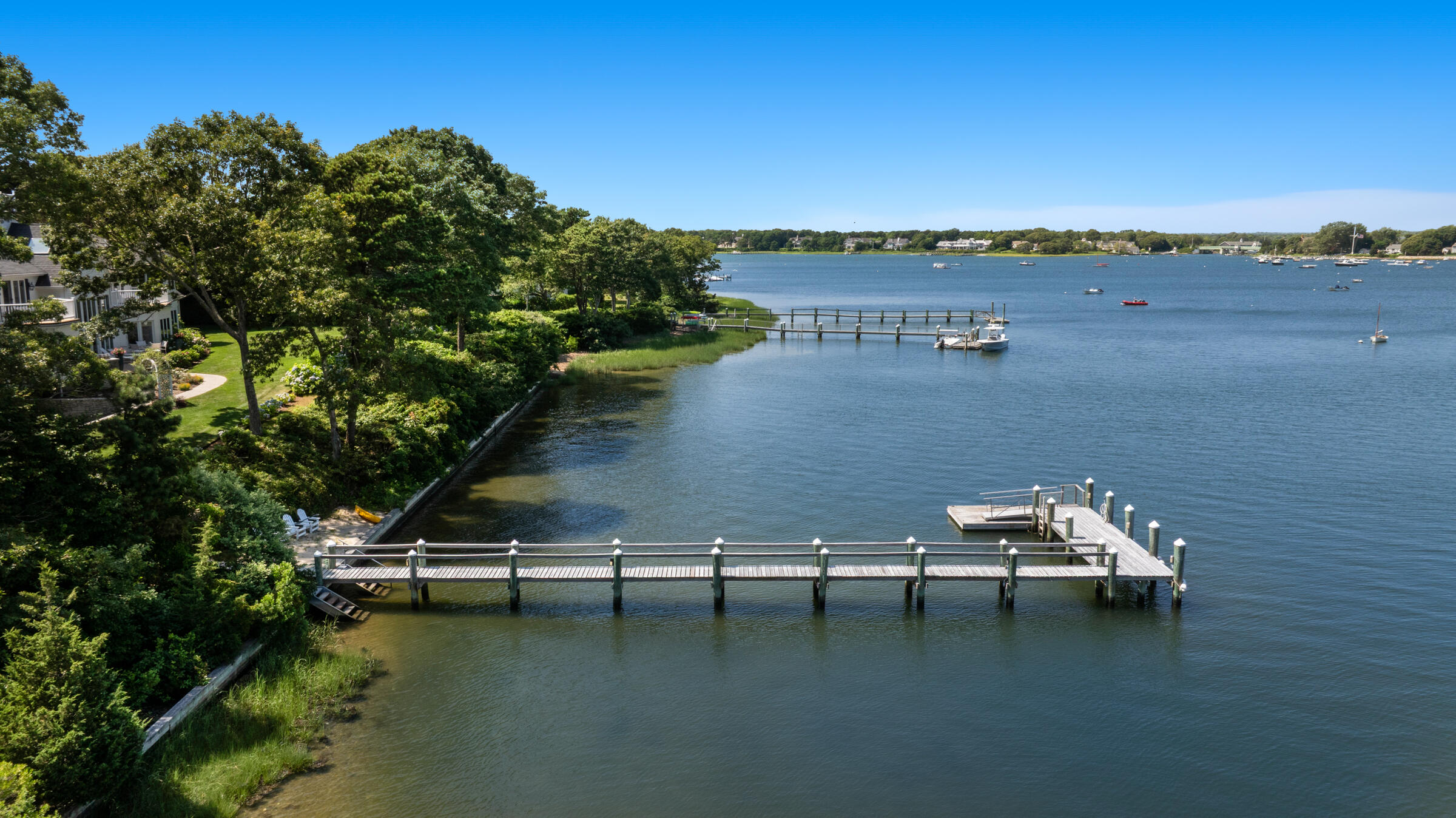 Osterville, Massachusetts 02655, United States, 5 Bedrooms Bedrooms, ,6 BathroomsBathrooms,Residential,Active,98678