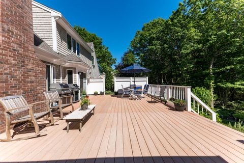 Single Family Residence in Mashpee MA 11 Polaris Drive 43.jpg