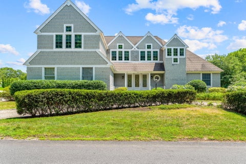 Photo of 14 Glenneagle Drive, Mashpee, MA 02649 (MLS # 22603344)