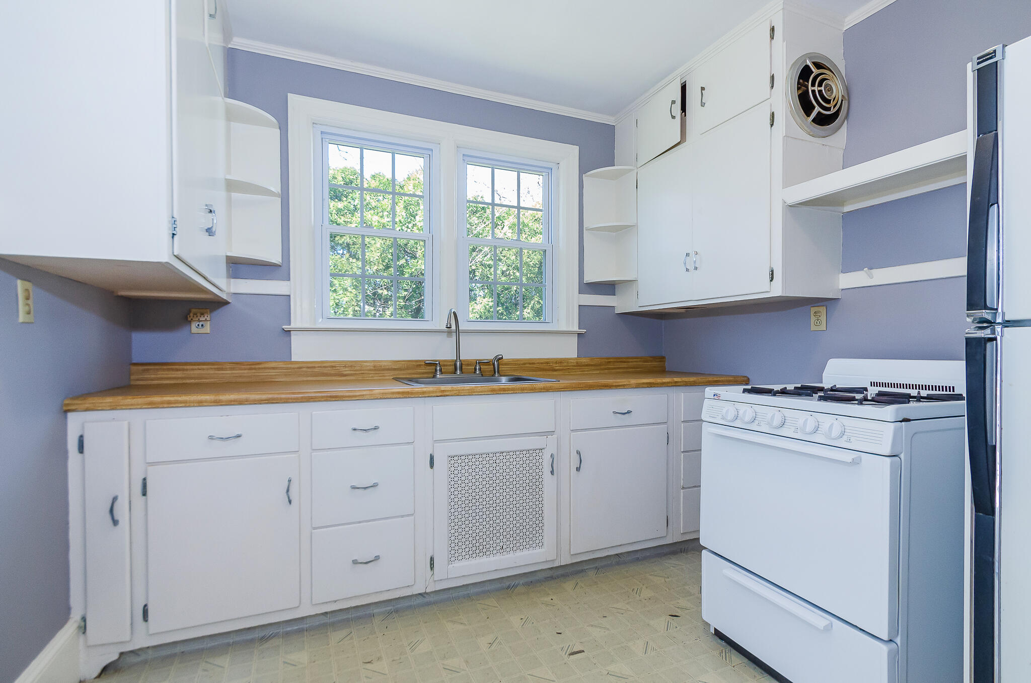 Mattapoisett Center, Massachusetts 02739, United States, 2 Bedrooms Bedrooms, ,1 BathroomBathrooms,Residential,Active,120386