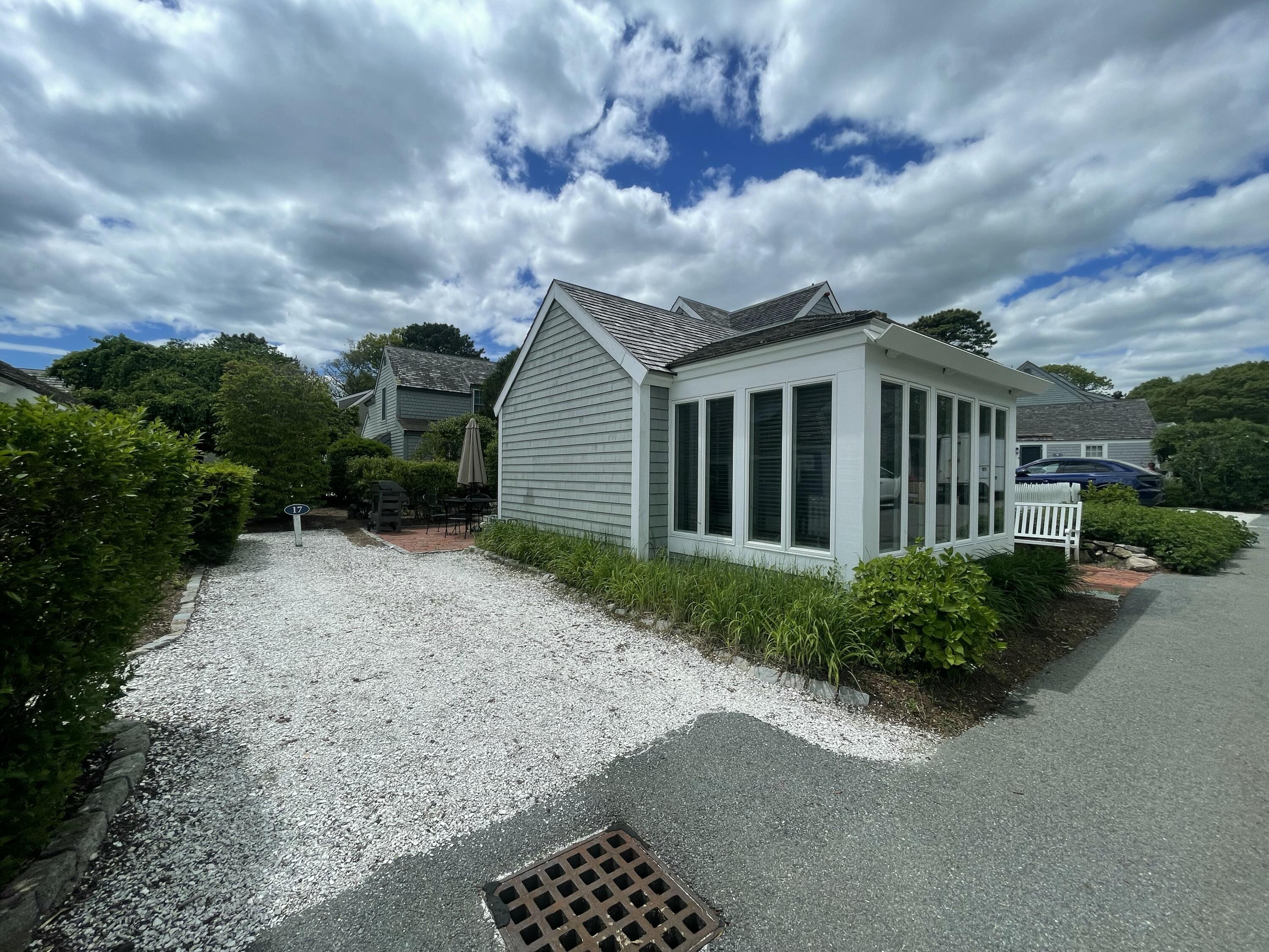 17 Hydrangea Lane
