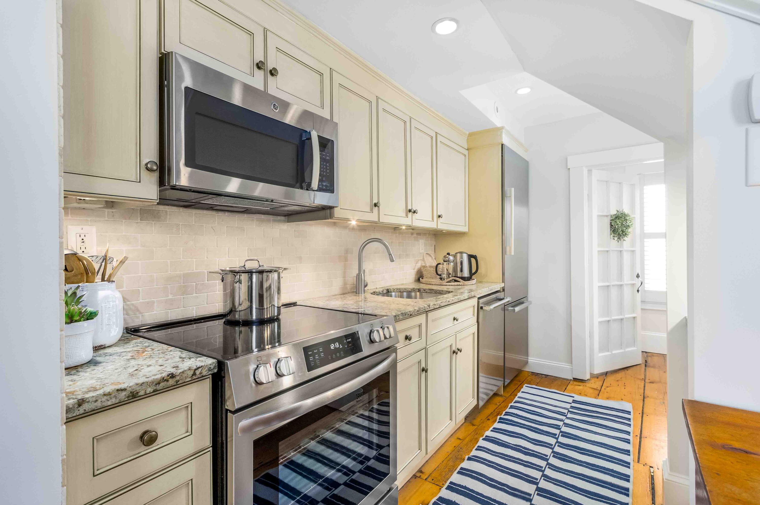 Dennis Port, Massachusetts 02639, United States, 4 Bedrooms Bedrooms, ,4 BathroomsBathrooms,Residential,Active,141185