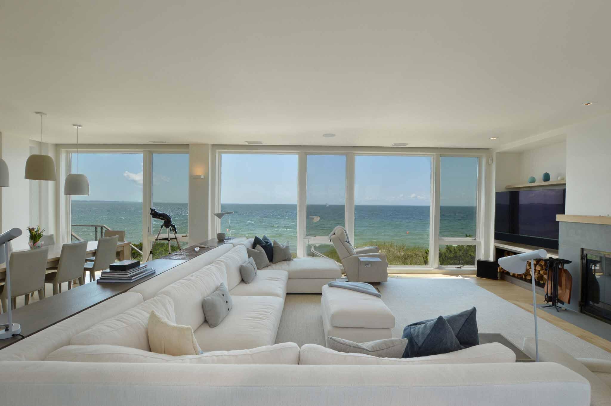 Falmouth, Massachusetts 02540, United States, 4 Bedrooms Bedrooms, ,4 BathroomsBathrooms,Residential,Pending,71357