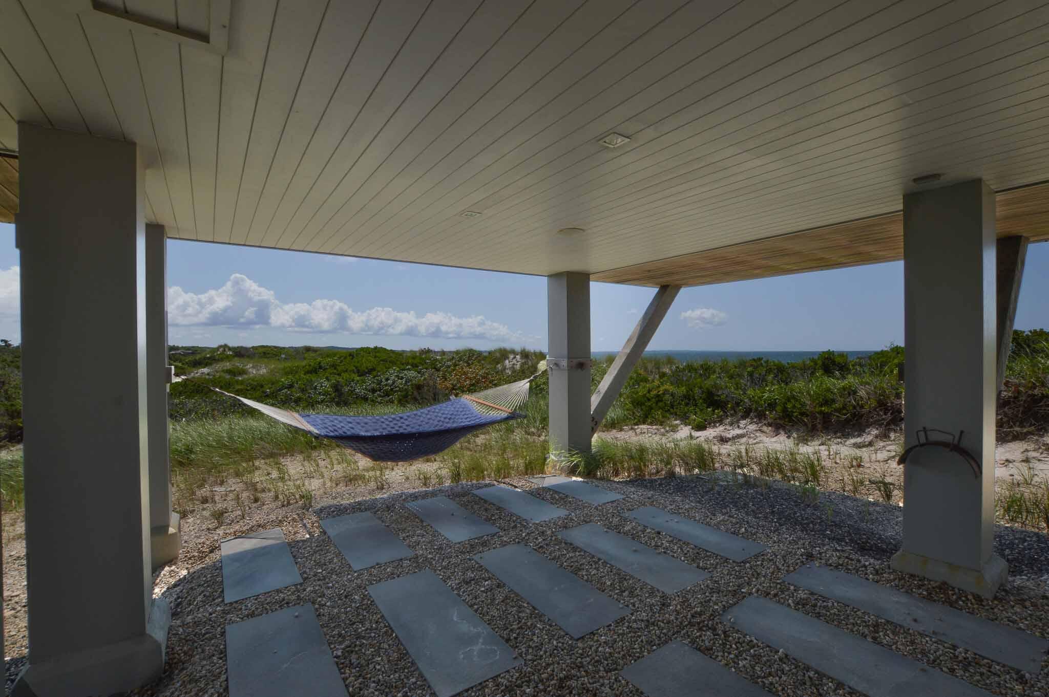 Falmouth, Massachusetts 02540, United States, 4 Bedrooms Bedrooms, ,4 BathroomsBathrooms,Residential,Pending,71357