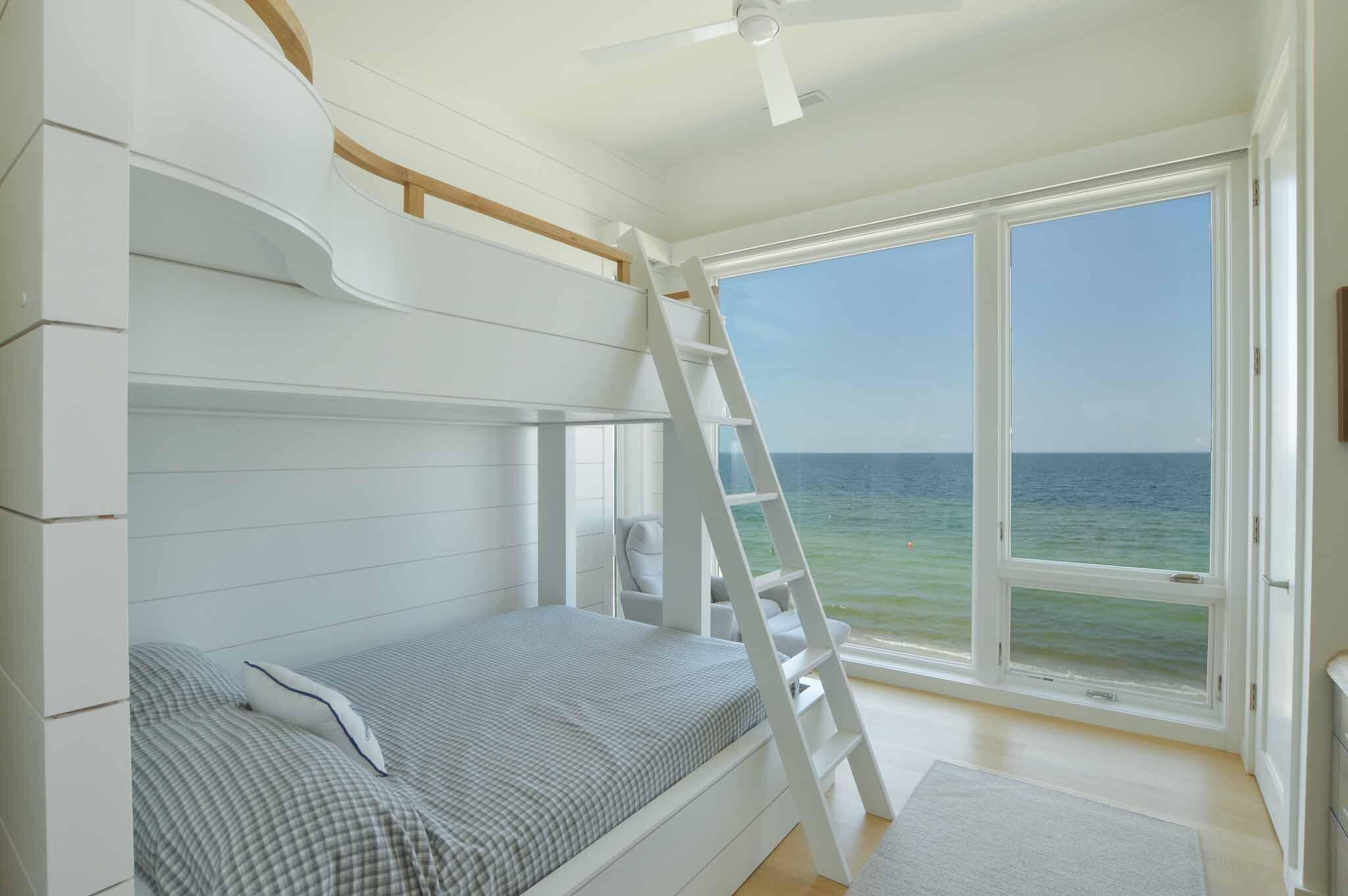 Falmouth, Massachusetts 02540, United States, 4 Bedrooms Bedrooms, ,4 BathroomsBathrooms,Residential,Pending,71357