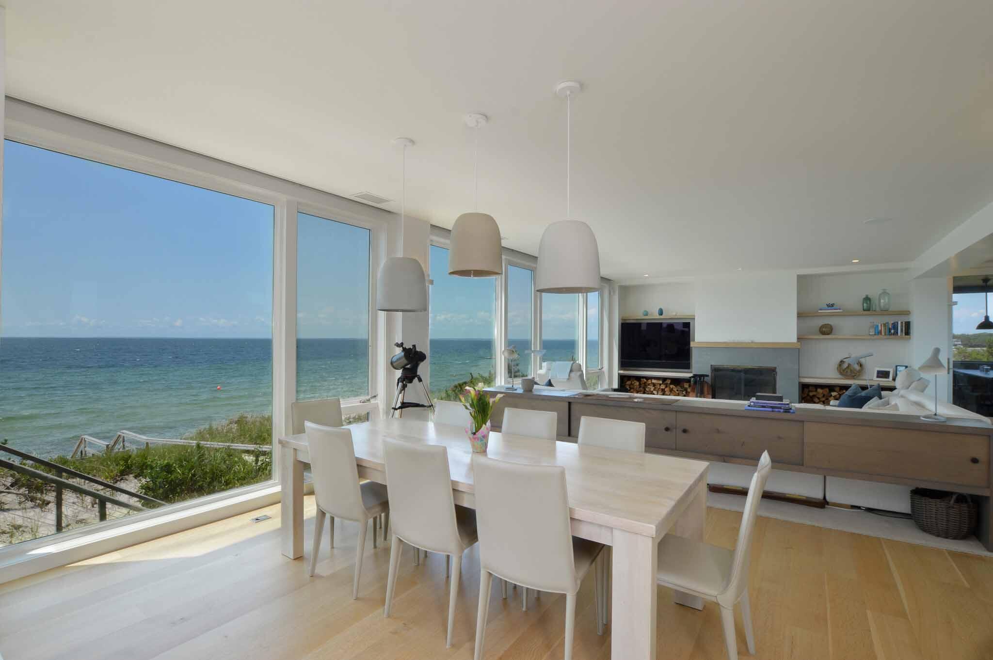 Falmouth, Massachusetts 02540, United States, 4 Bedrooms Bedrooms, ,4 BathroomsBathrooms,Residential,Pending,71357