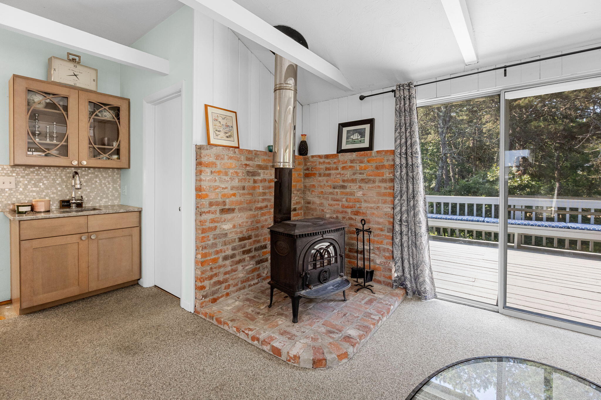 Wellfleet, Massachusetts 02667, United States, 3 Bedrooms Bedrooms, ,2 BathroomsBathrooms,Residential,Pending,158784