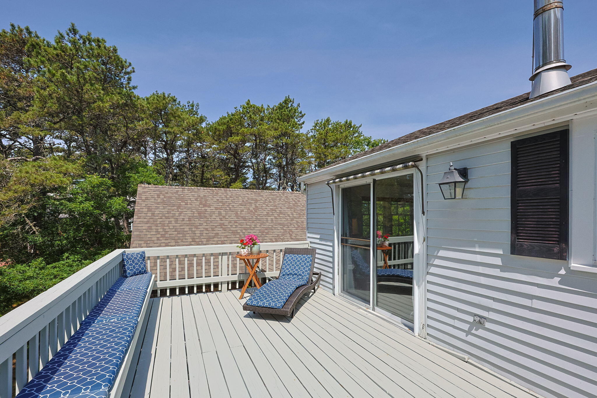 Wellfleet, Massachusetts 02667, United States, 3 Bedrooms Bedrooms, ,2 BathroomsBathrooms,Residential,Pending,158784