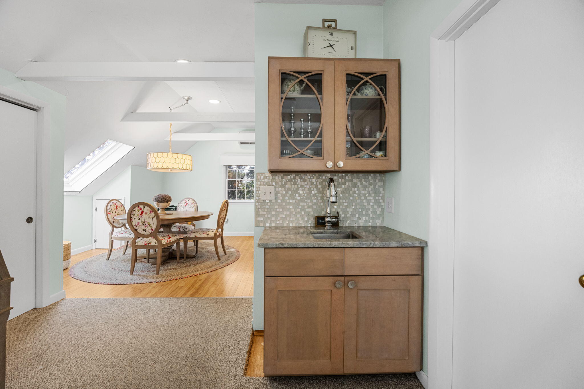 Wellfleet, Massachusetts 02667, United States, 3 Bedrooms Bedrooms, ,2 BathroomsBathrooms,Residential,Pending,158784