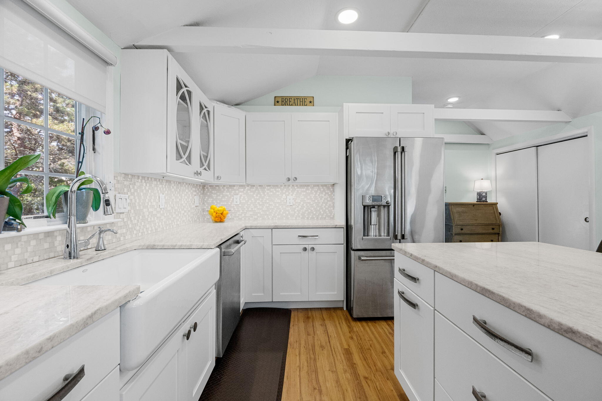 Wellfleet, Massachusetts 02667, United States, 3 Bedrooms Bedrooms, ,2 BathroomsBathrooms,Residential,Pending,158784