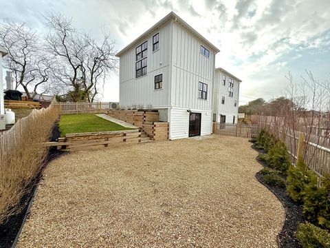 Photo of 29 Cemetery Road #2, Provincetown, MA 02657 (MLS # 22600781)