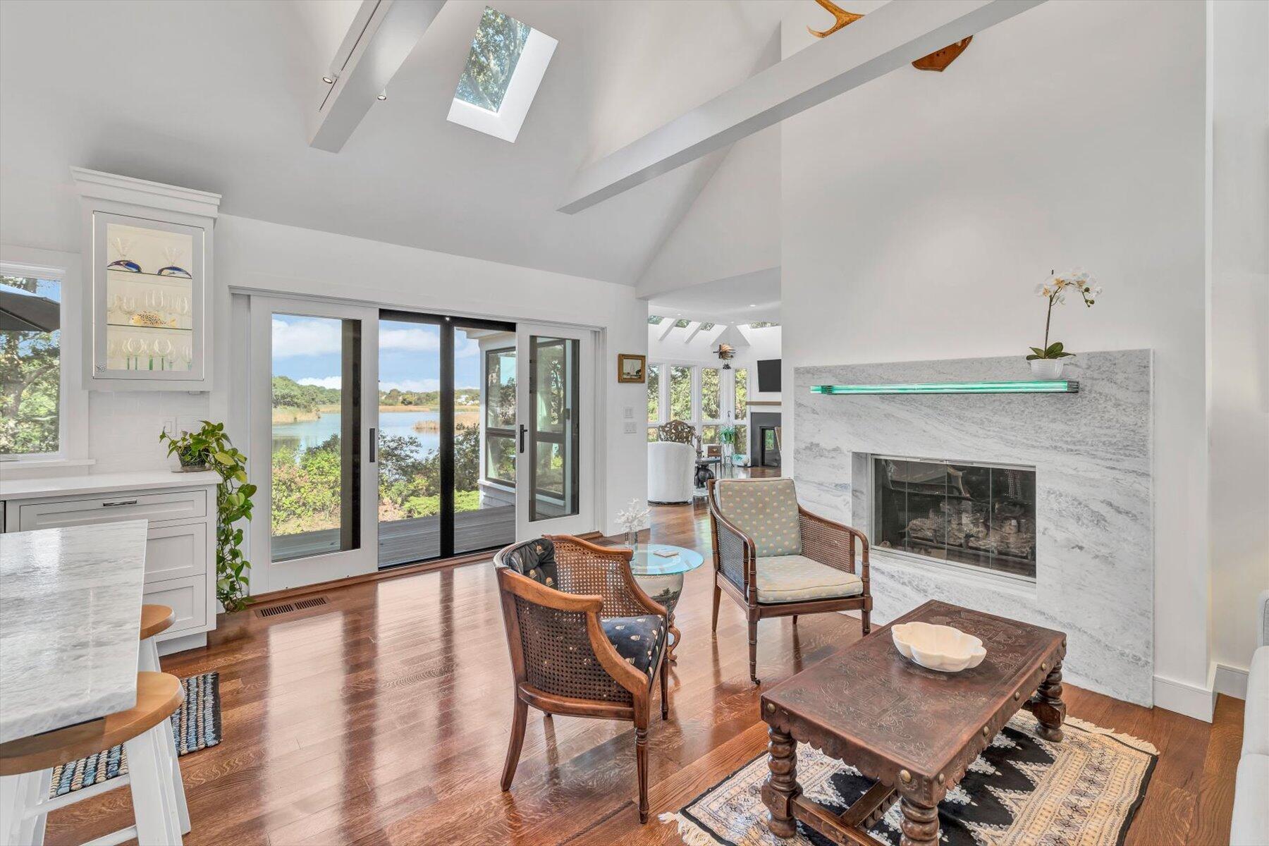 Hyannis, Massachusetts 02601, United States, 3 Bedrooms Bedrooms, ,6 BathroomsBathrooms,Residential,Pending,9663