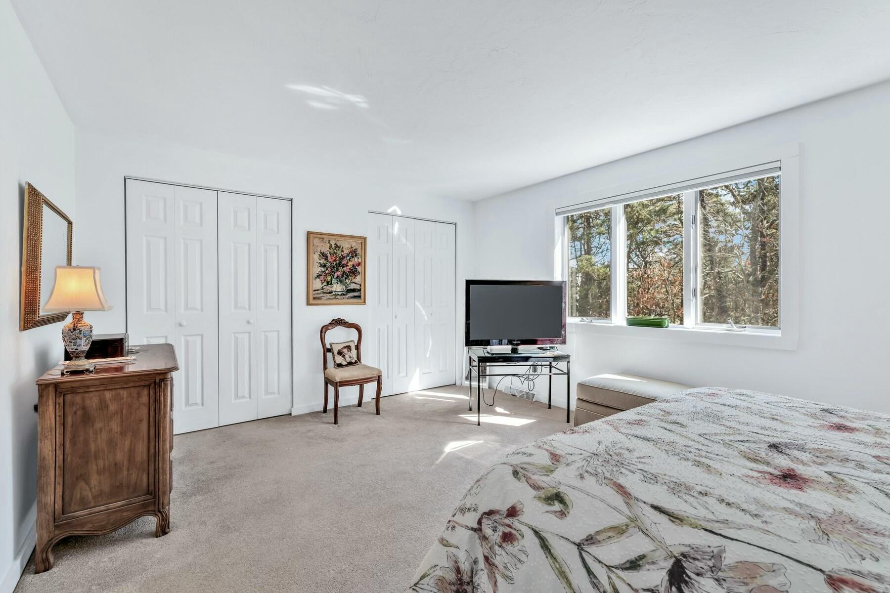 Mashpee, Massachusetts 02649, United States, 2 Bedrooms Bedrooms, ,2 BathroomsBathrooms,Residential,Pending,124518