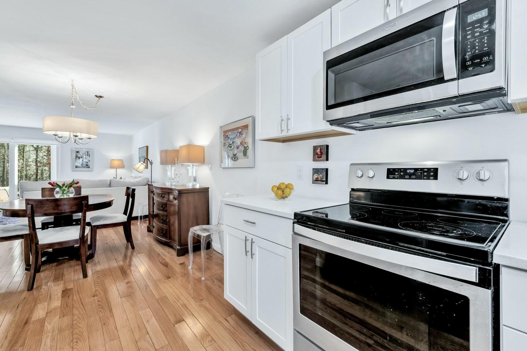 Mashpee, Massachusetts 02649, United States, 2 Bedrooms Bedrooms, ,2 BathroomsBathrooms,Residential,Pending,124518