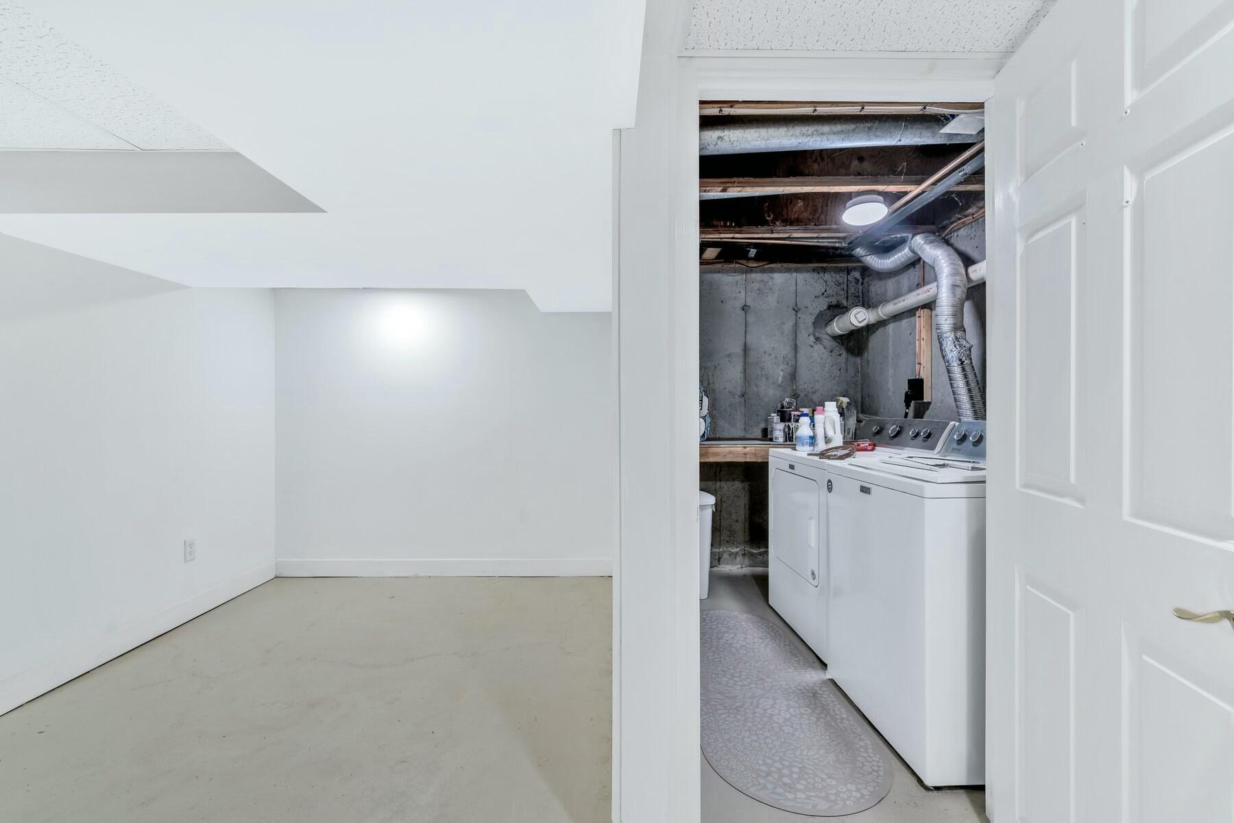 Mashpee, Massachusetts 02649, United States, 2 Bedrooms Bedrooms, ,2 BathroomsBathrooms,Residential,Pending,124518