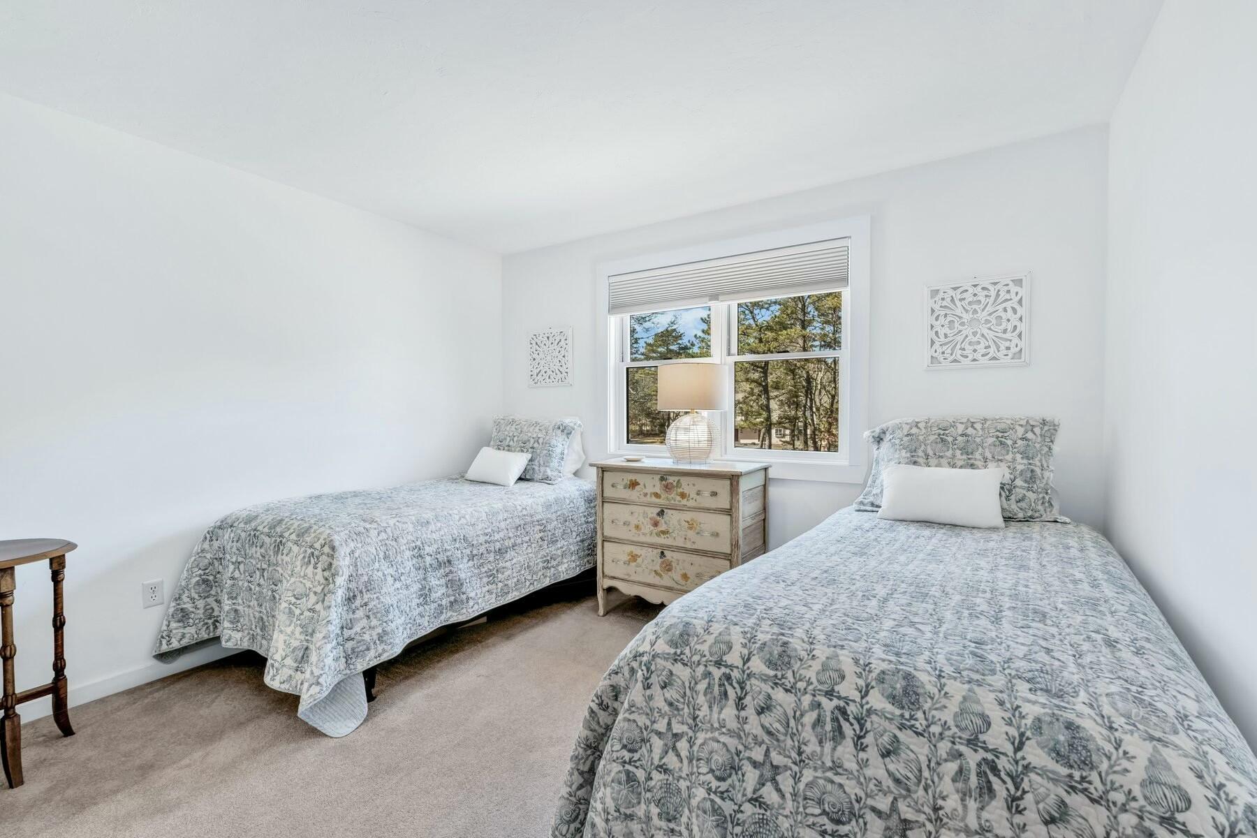 Mashpee, Massachusetts 02649, United States, 2 Bedrooms Bedrooms, ,2 BathroomsBathrooms,Residential,Pending,124518