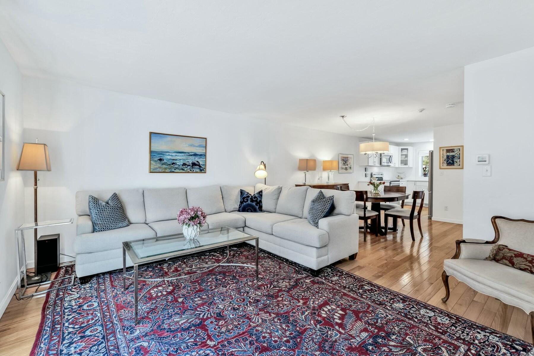 Mashpee, Massachusetts 02649, United States, 2 Bedrooms Bedrooms, ,2 BathroomsBathrooms,Residential,Pending,124518