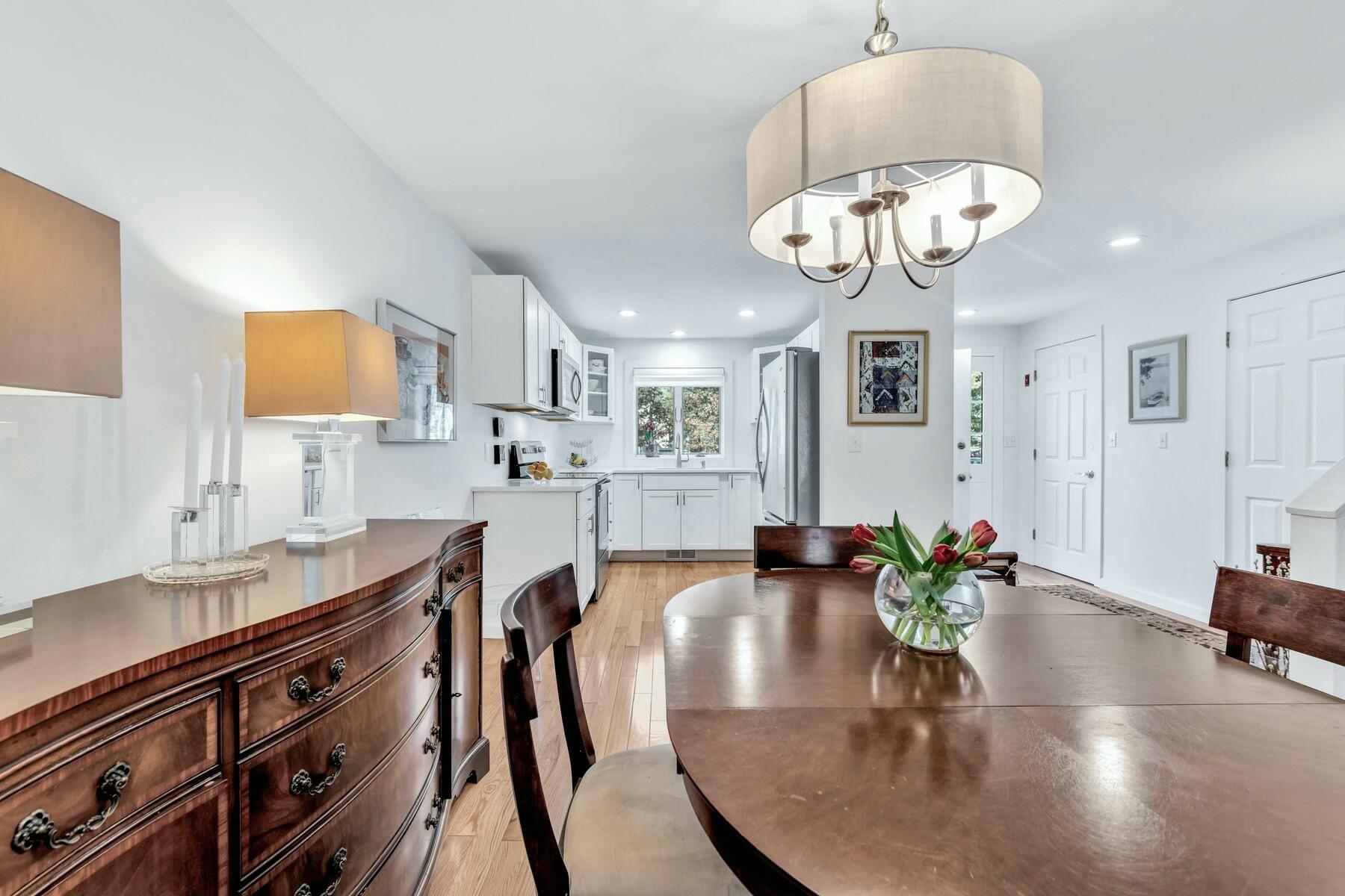 Mashpee, Massachusetts 02649, United States, 2 Bedrooms Bedrooms, ,2 BathroomsBathrooms,Residential,Pending,124518