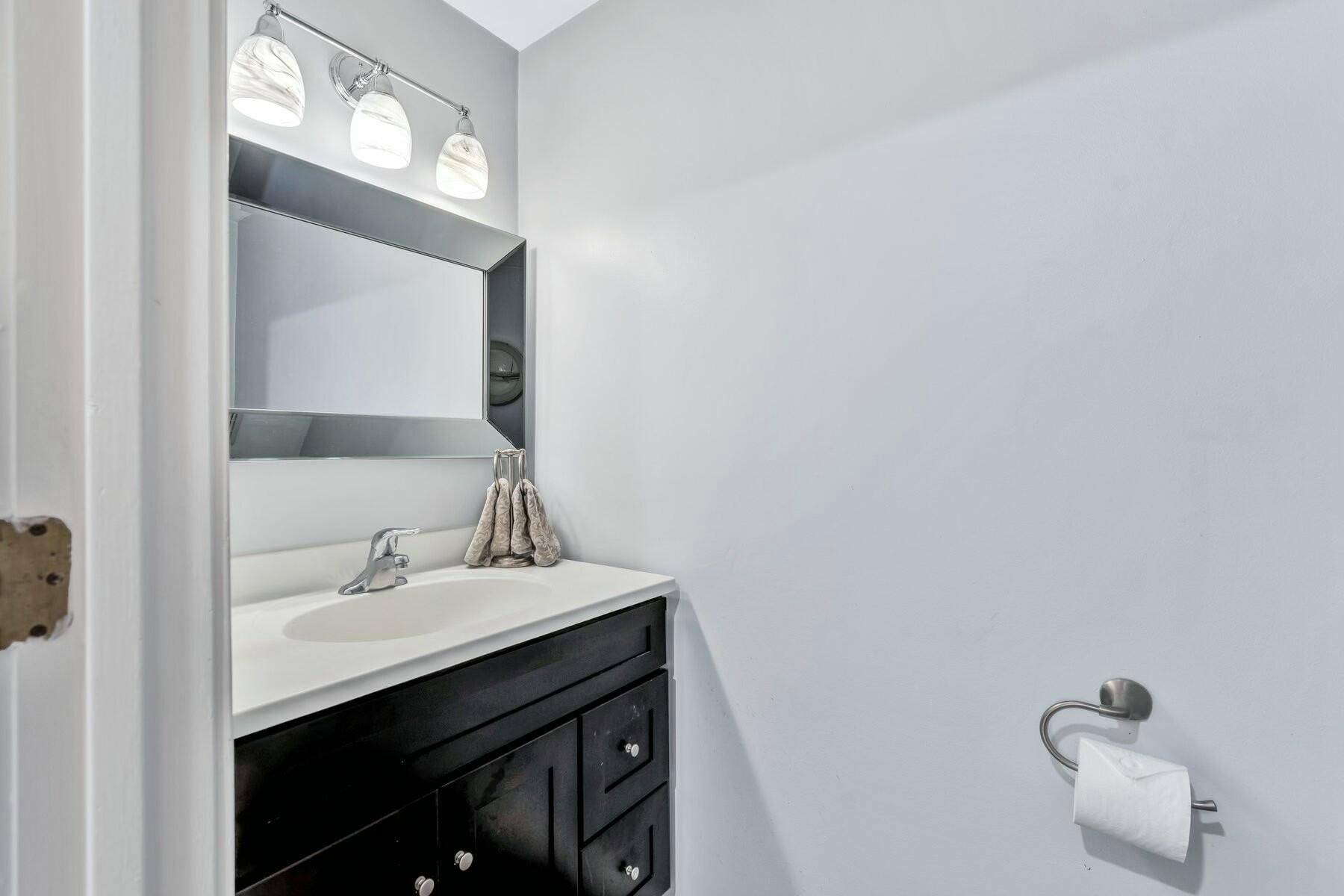 Mashpee, Massachusetts 02649, United States, 2 Bedrooms Bedrooms, ,2 BathroomsBathrooms,Residential,Pending,124518