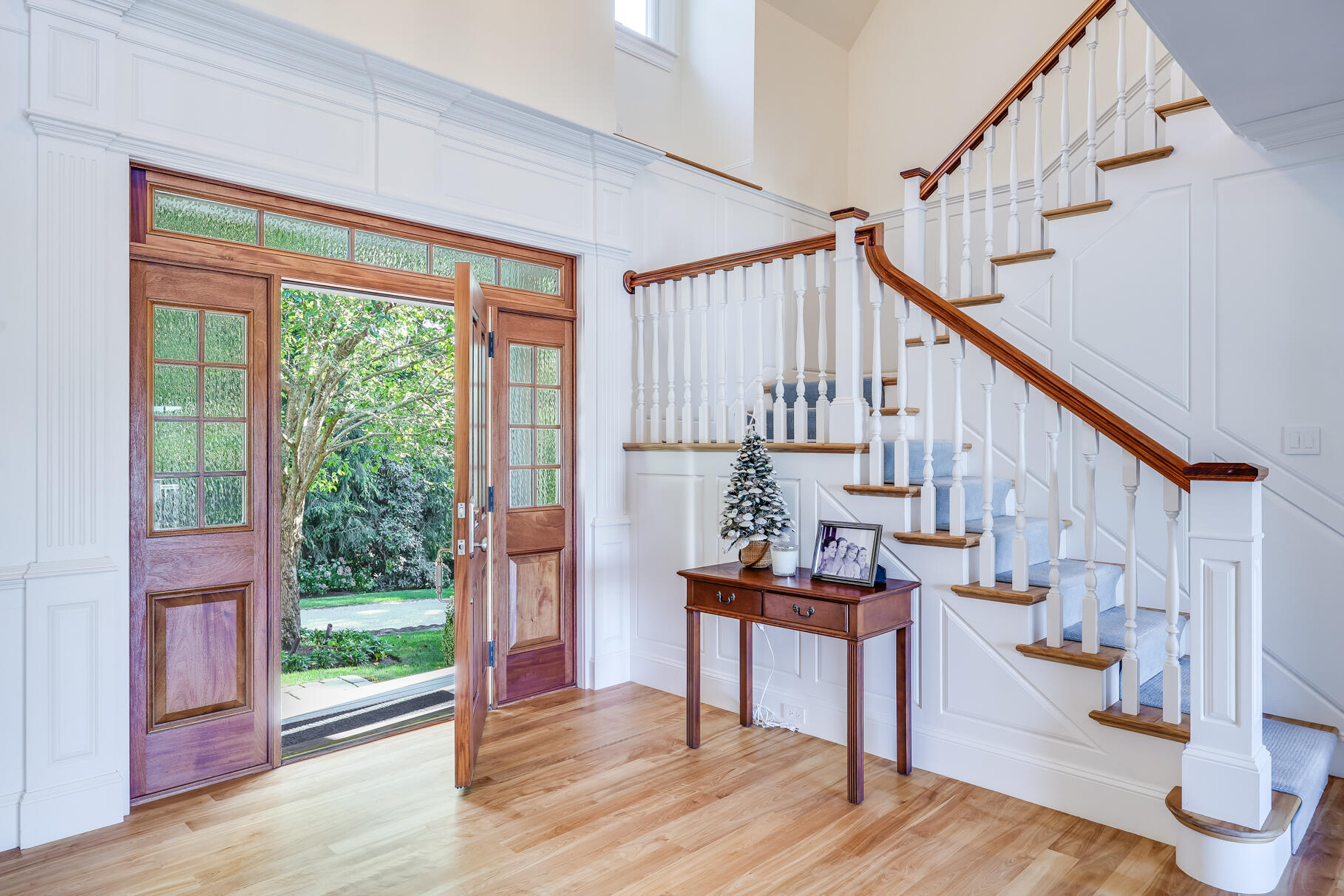 Marstons Mills, Massachusetts 02648, United States, 5 Bedrooms Bedrooms, ,6 BathroomsBathrooms,Residential,Pending,44584