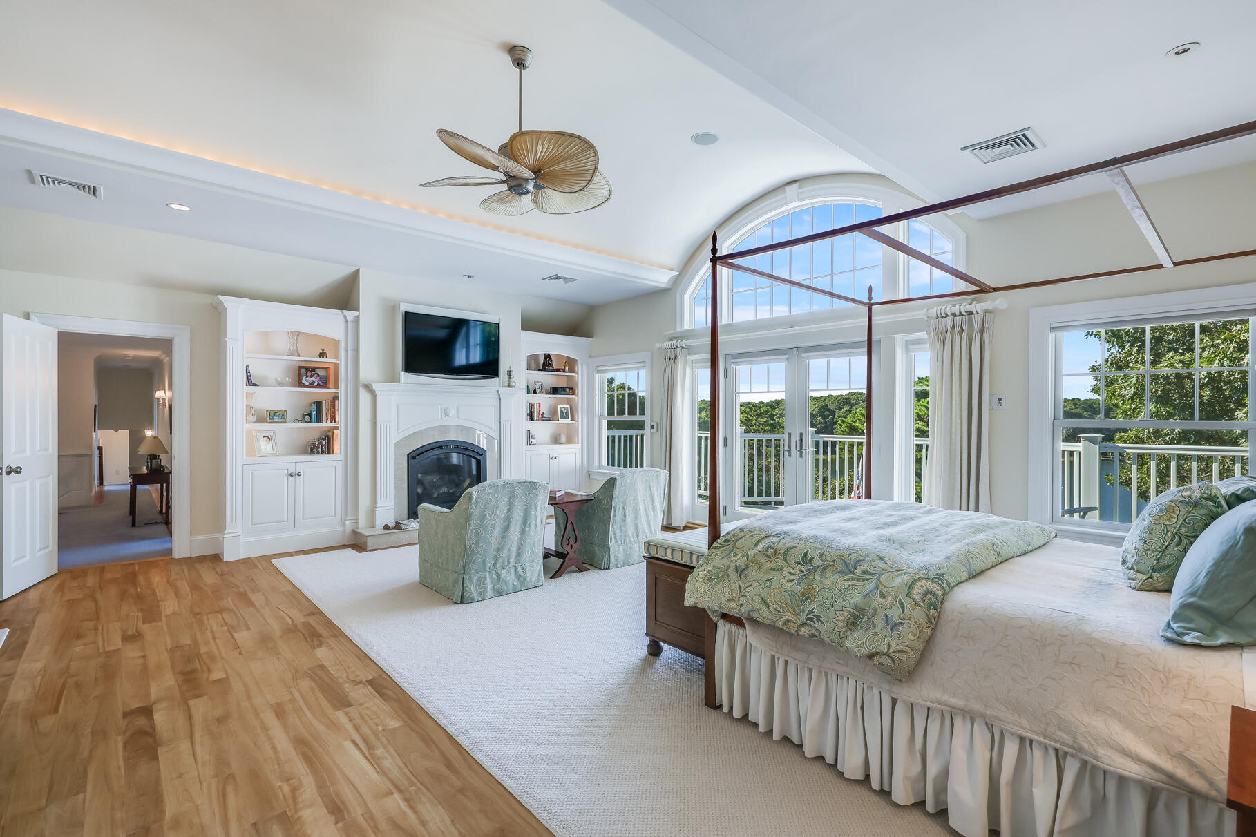 Marstons Mills, Massachusetts 02648, United States, 5 Bedrooms Bedrooms, ,6 BathroomsBathrooms,Residential,Pending,44584