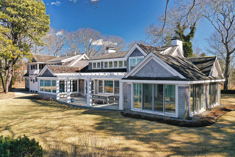 Osterville, Massachusetts 02655, United States, 5 Bedrooms Bedrooms, ,5 BathroomsBathrooms,Residential,Active,84452