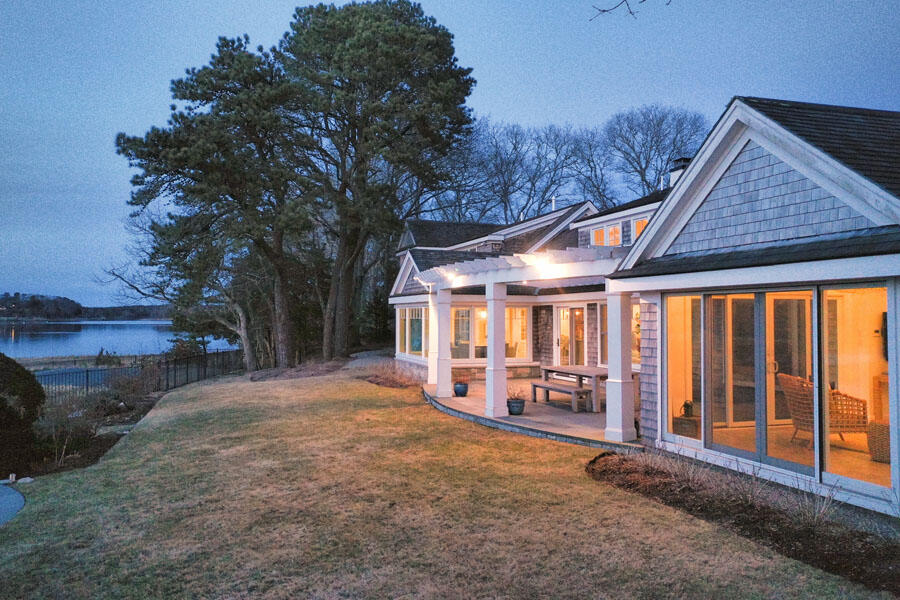 Osterville, Massachusetts 02655, United States, 5 Bedrooms Bedrooms, ,5 BathroomsBathrooms,Residential,Active,84452