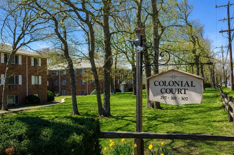 Photo of 307 W Main Street #APT 1, Hyannis, MA 02601 (MLS # 22602570)