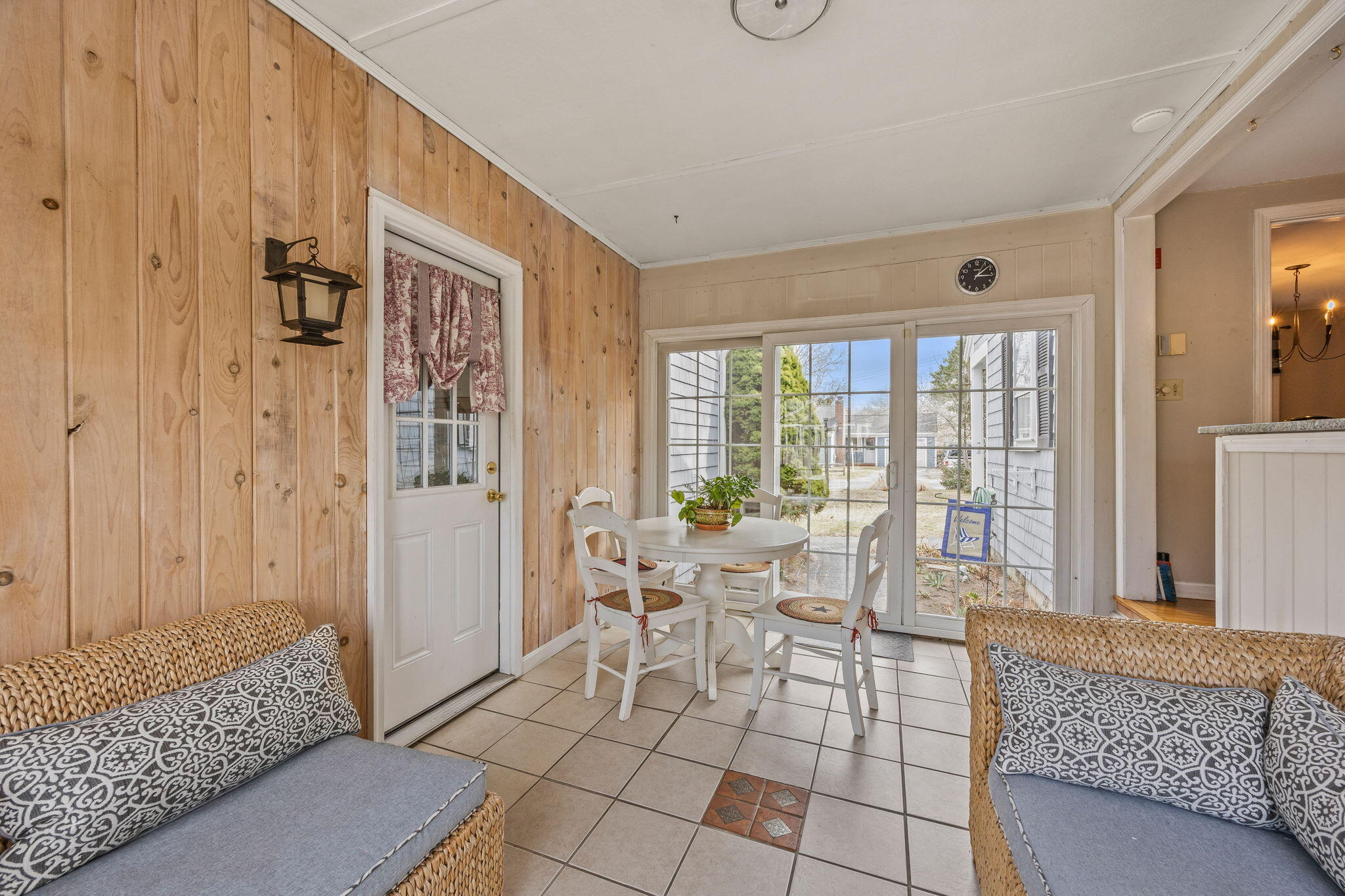 South Dennis, Massachusetts 02660, United States, 3 Bedrooms Bedrooms, ,3 BathroomsBathrooms,Residential,Active,100008