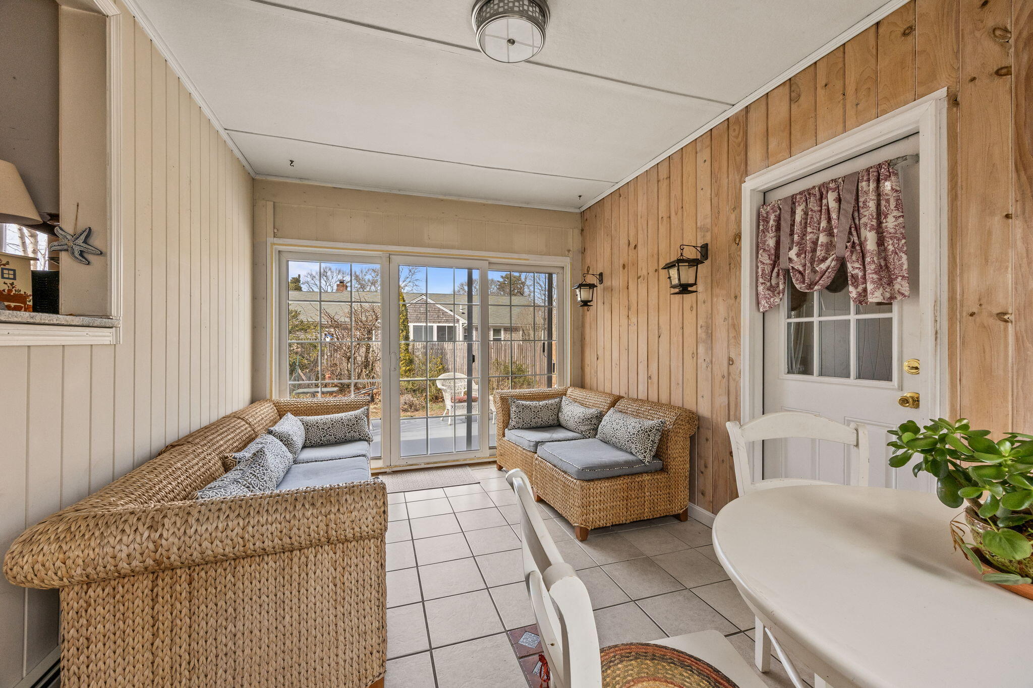 South Dennis, Massachusetts 02660, United States, 3 Bedrooms Bedrooms, ,3 BathroomsBathrooms,Residential,Active,100008