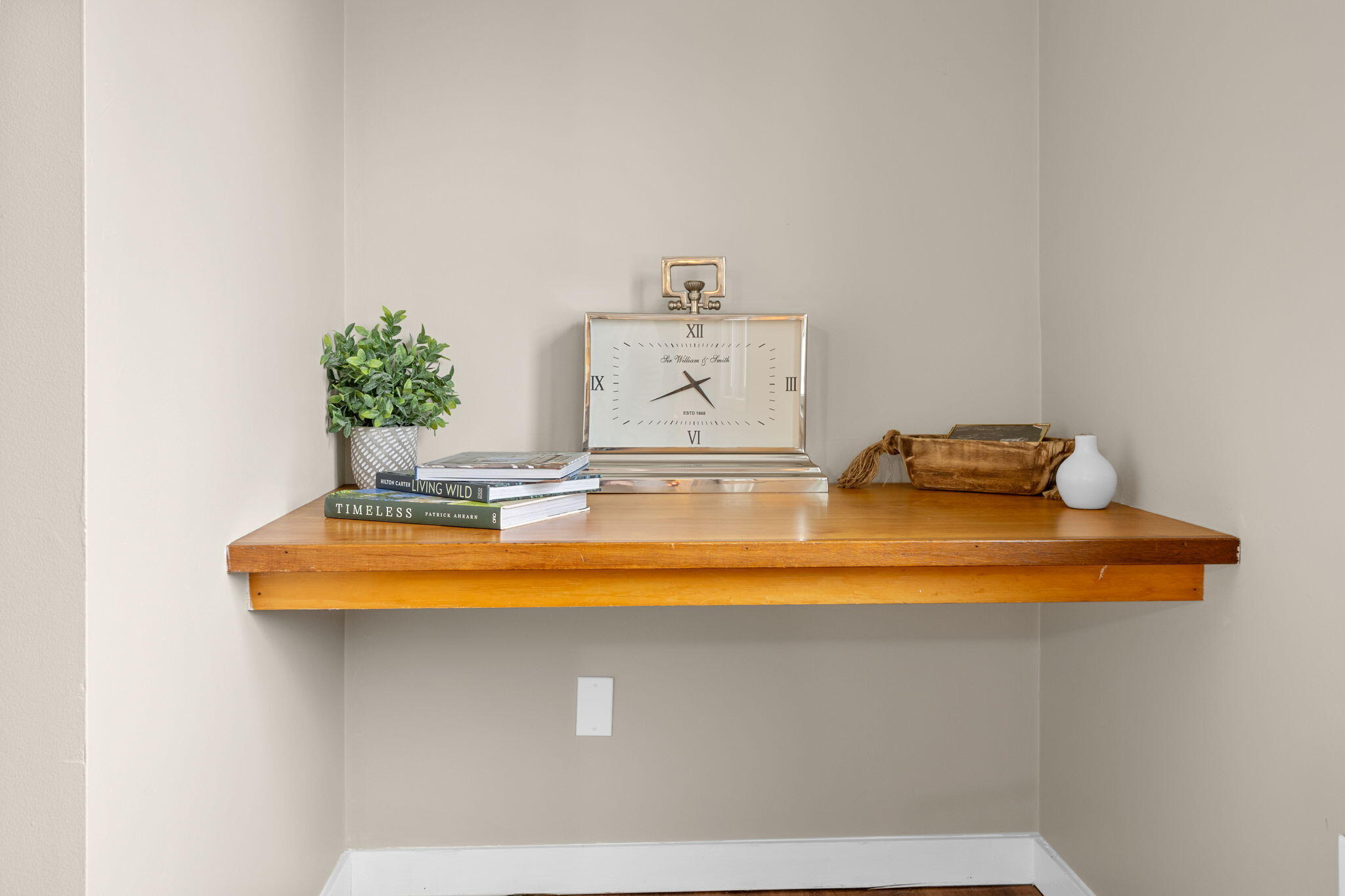 Chatham, Massachusetts 02633, United States, 1 Bedroom Bedrooms, ,1 BathroomBathrooms,Residential,Active,224442