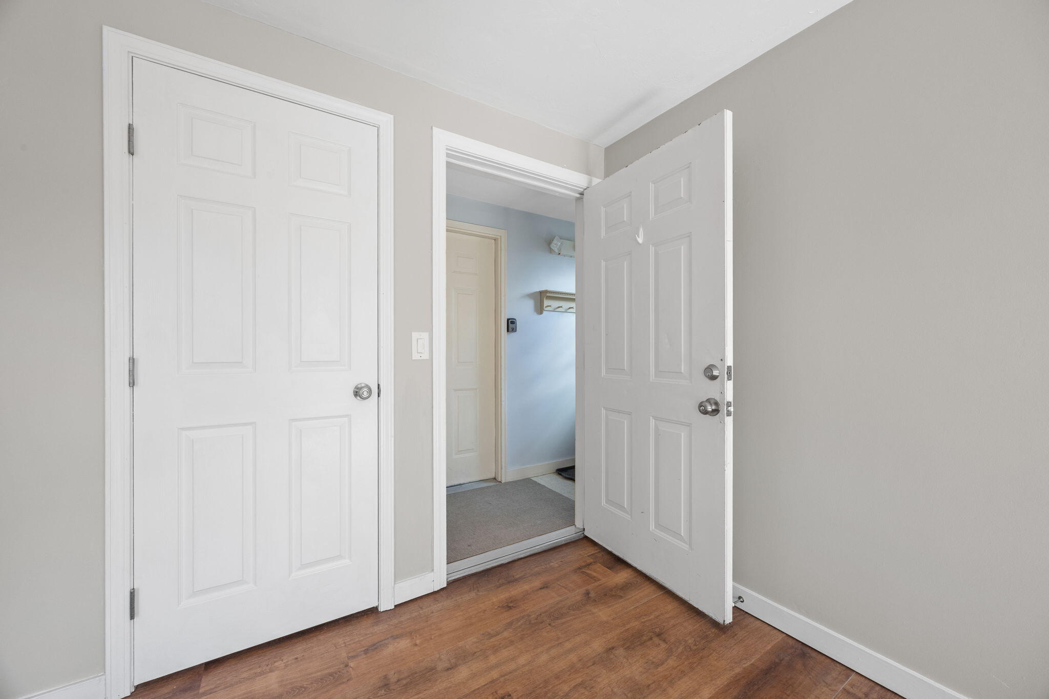 Chatham, Massachusetts 02633, United States, 1 Bedroom Bedrooms, ,1 BathroomBathrooms,Residential,Active,224442