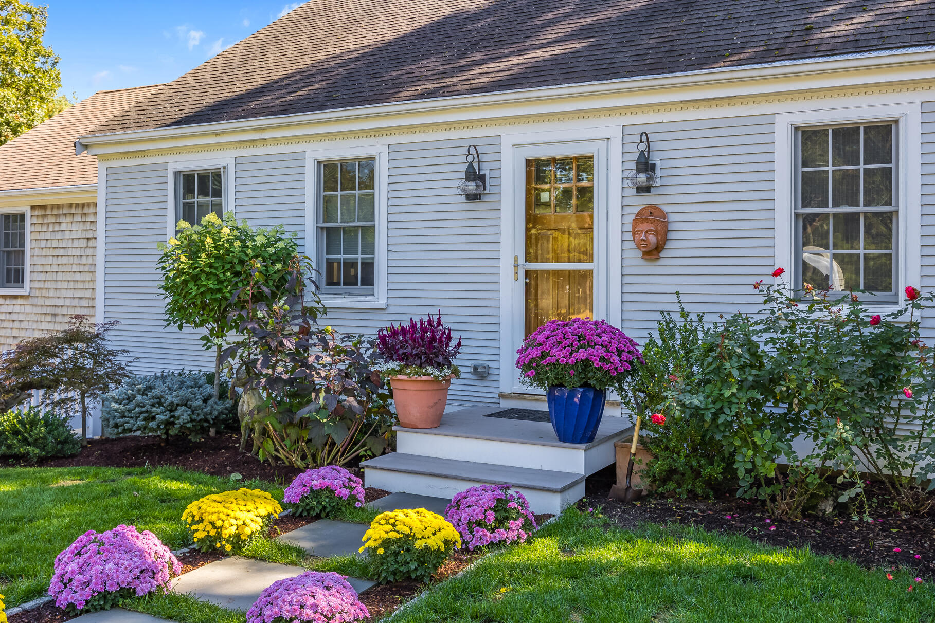 Harwich, Massachusetts 02645, United States, 3 Bedrooms Bedrooms, ,3 BathroomsBathrooms,Residential,Active,246372