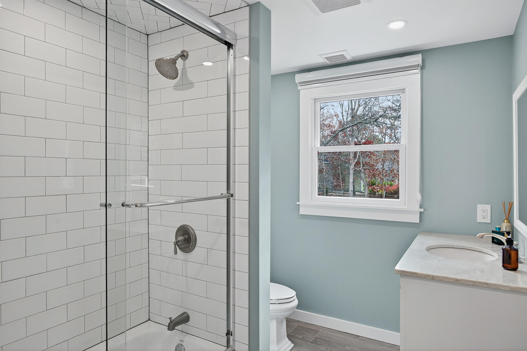 Harwich, Massachusetts 02645, United States, 3 Bedrooms Bedrooms, ,3 BathroomsBathrooms,Residential,Active,246372