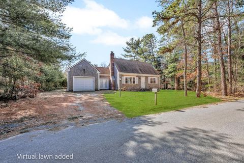 Photo of 11 Dry Hollow Lane, Mashpee, MA 02649 (MLS # 22600885)
