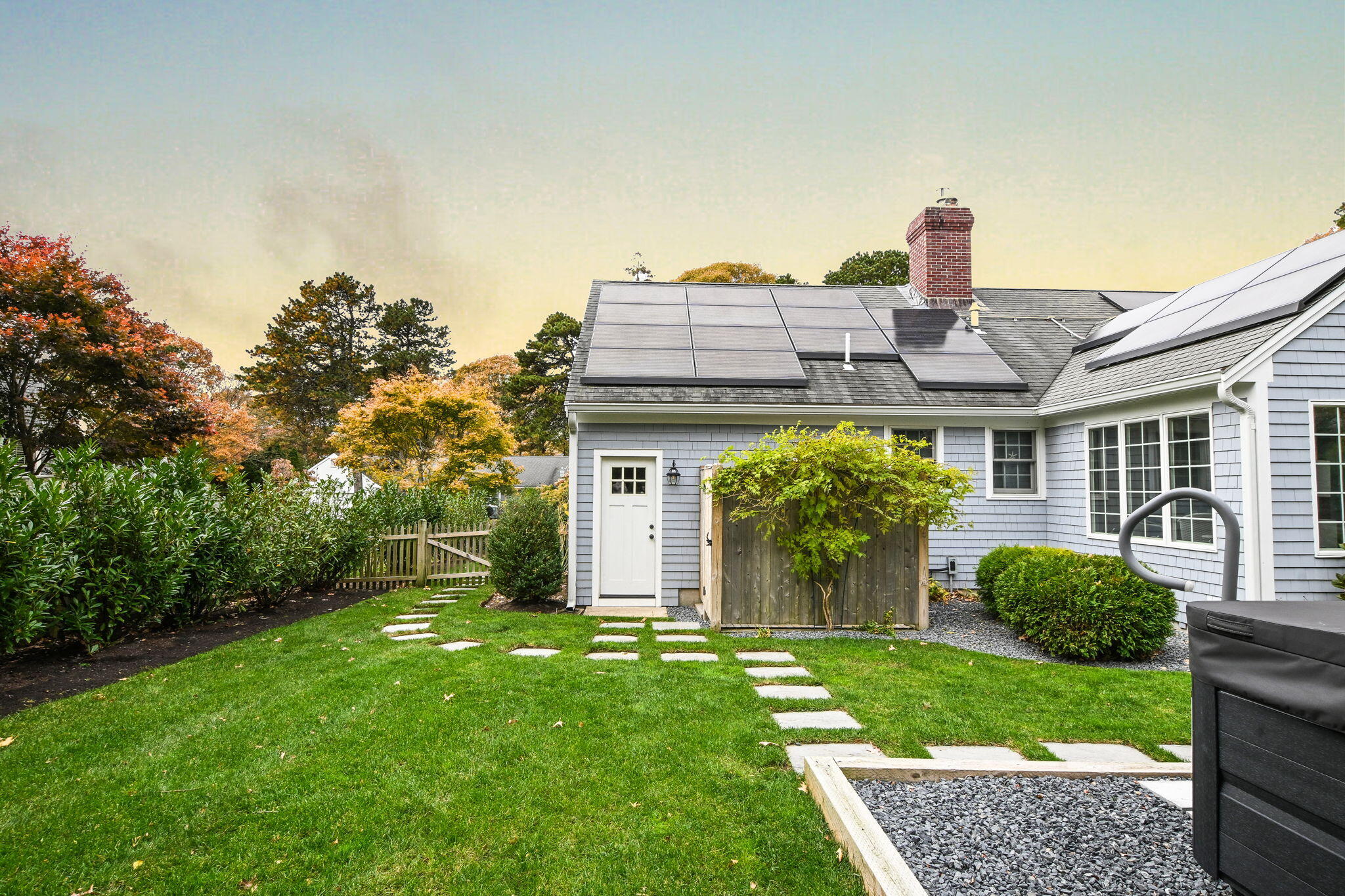 East Dennis, Massachusetts 02641, United States, 3 Bedrooms Bedrooms, ,3 BathroomsBathrooms,Residential,Active,241044