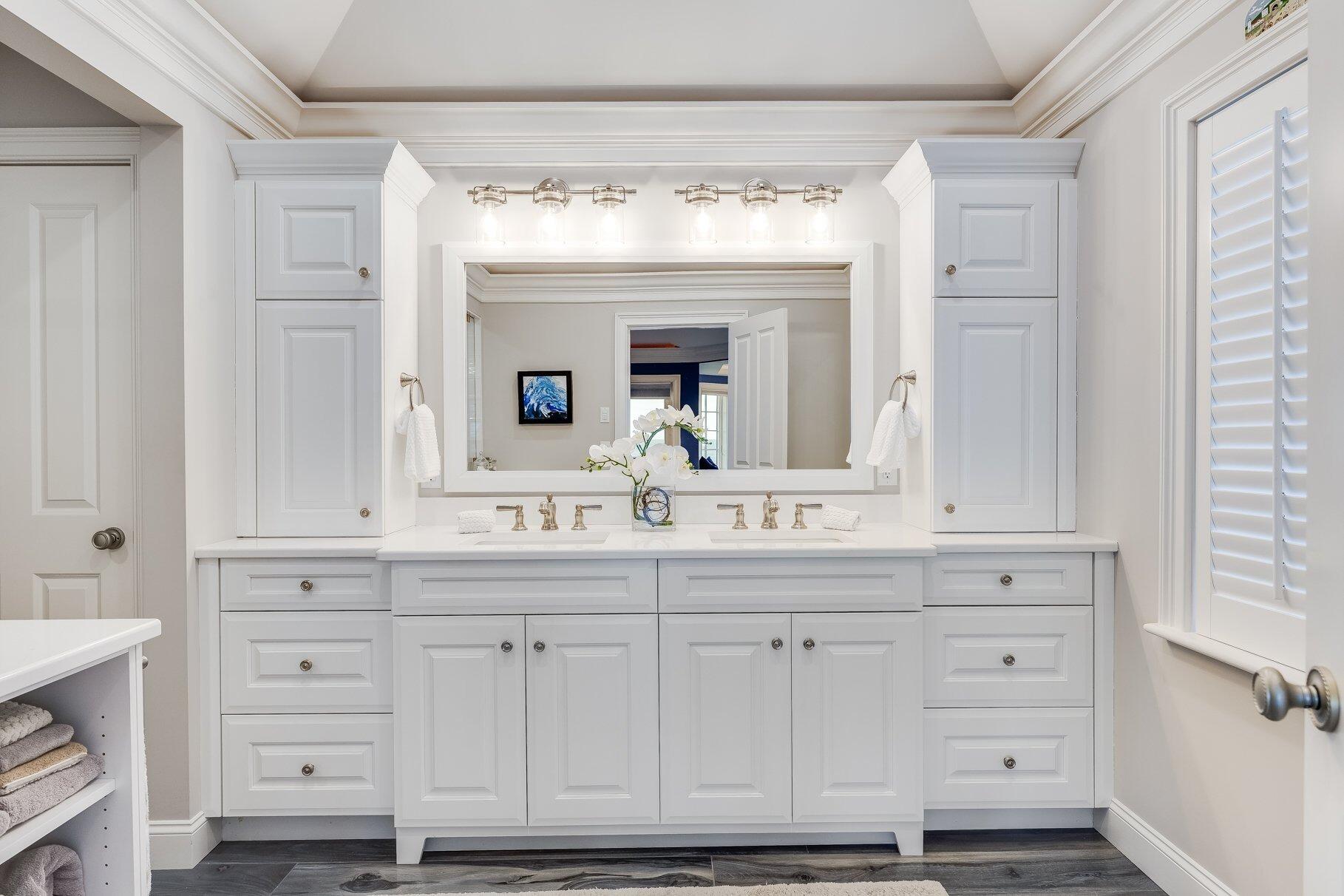 Mashpee, Massachusetts 02649, United States, 5 Bedrooms Bedrooms, ,7 BathroomsBathrooms,Residential,Active,96731