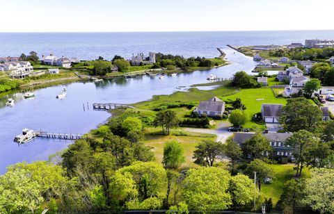 Single Family Residence in West Harwich MA 14 Trinity Cove Road.jpg