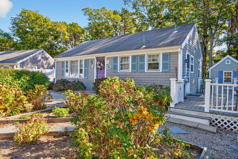 Photo of 5 Coach House Lane, Dennis, MA 02638 (MLS # 22505044)