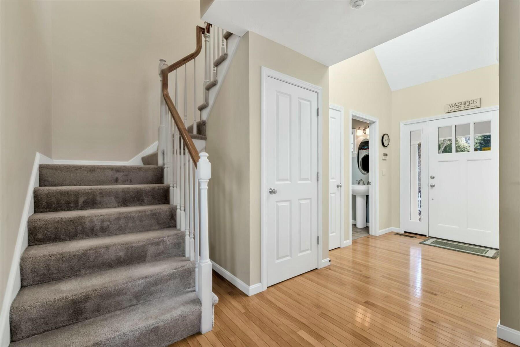 Mashpee, Massachusetts 02649, United States, 2 Bedrooms Bedrooms, ,4 BathroomsBathrooms,Residential,Active,95593