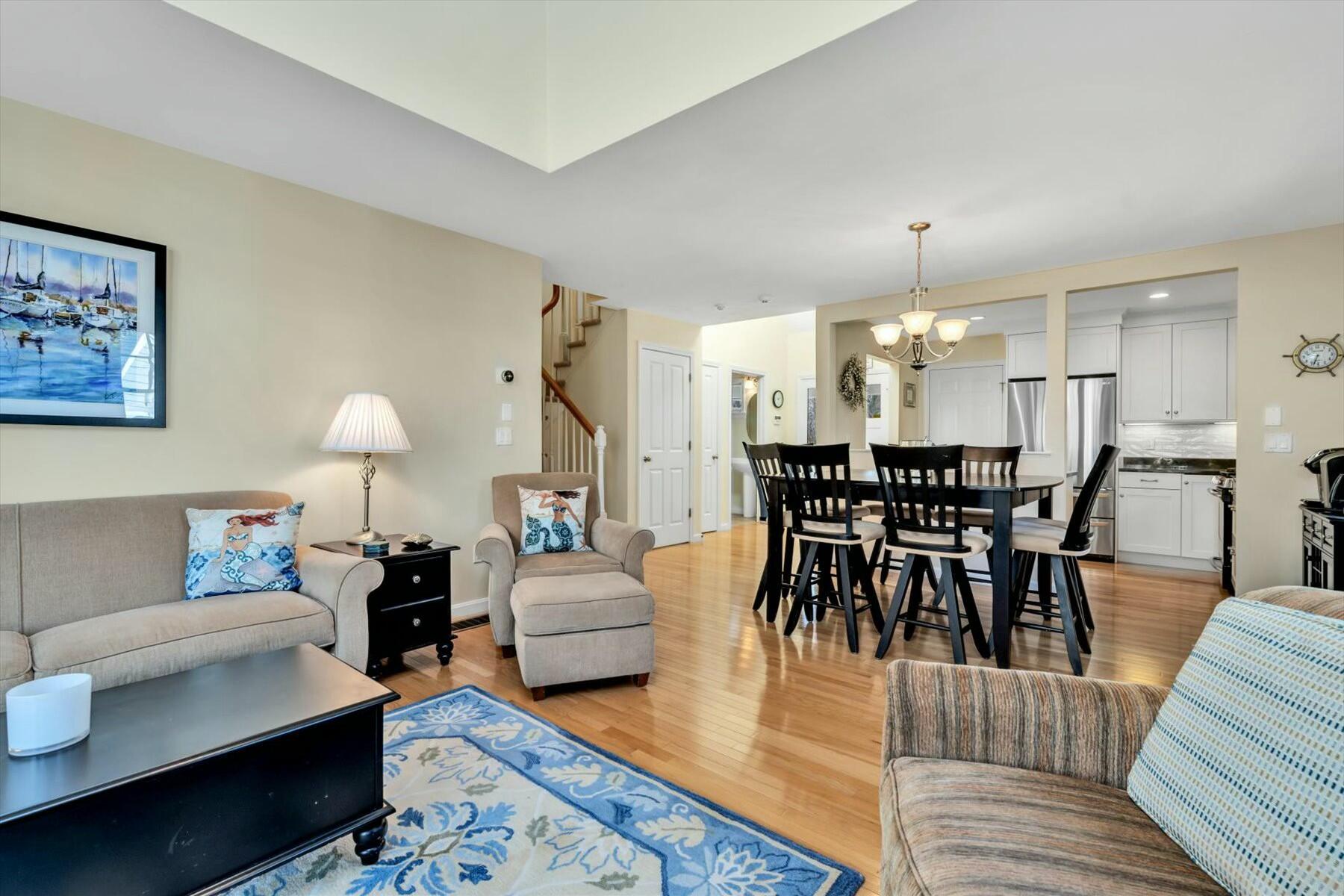 Mashpee, Massachusetts 02649, United States, 2 Bedrooms Bedrooms, ,4 BathroomsBathrooms,Residential,Active,95593