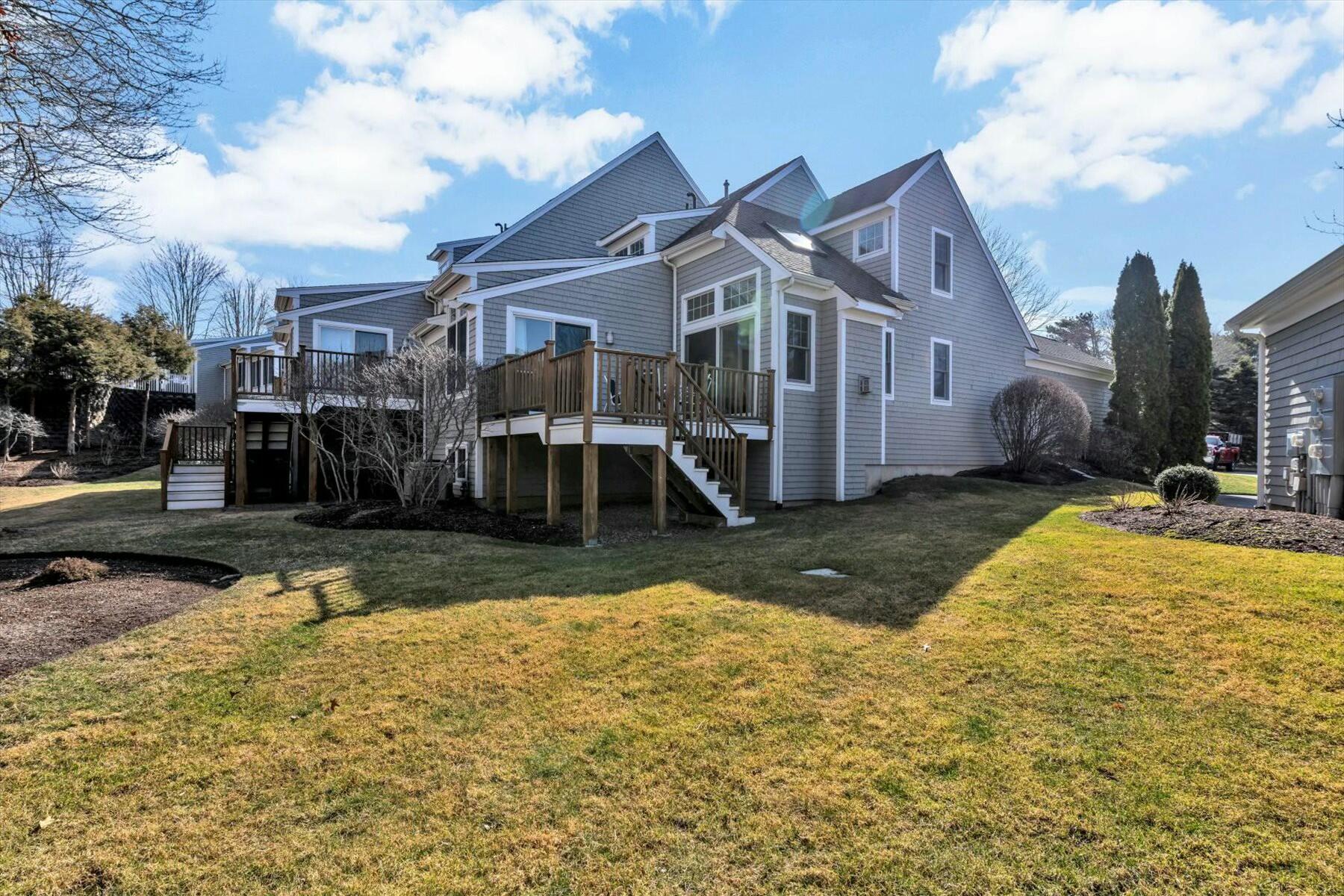 Mashpee, Massachusetts 02649, United States, 2 Bedrooms Bedrooms, ,4 BathroomsBathrooms,Residential,Active,95593