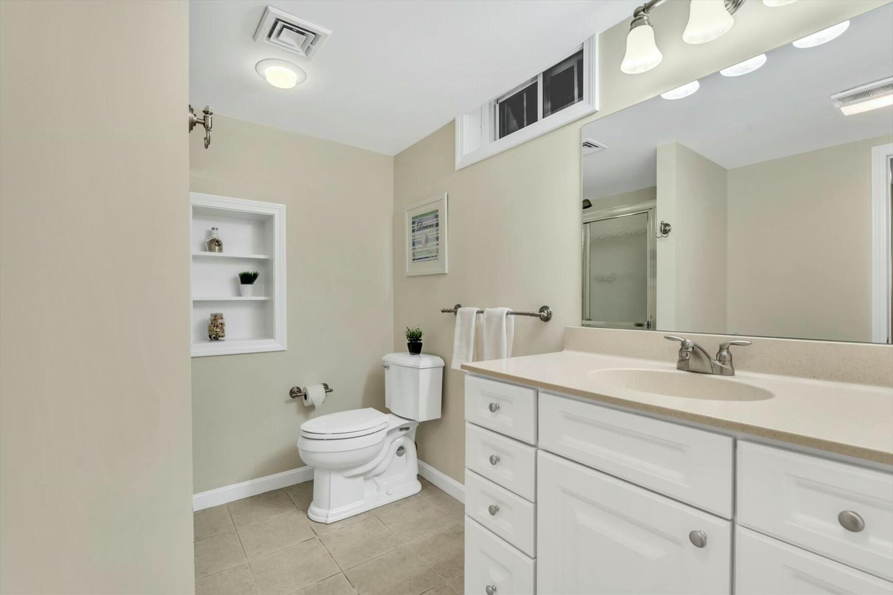 Mashpee, Massachusetts 02649, United States, 2 Bedrooms Bedrooms, ,4 BathroomsBathrooms,Residential,Active,95593