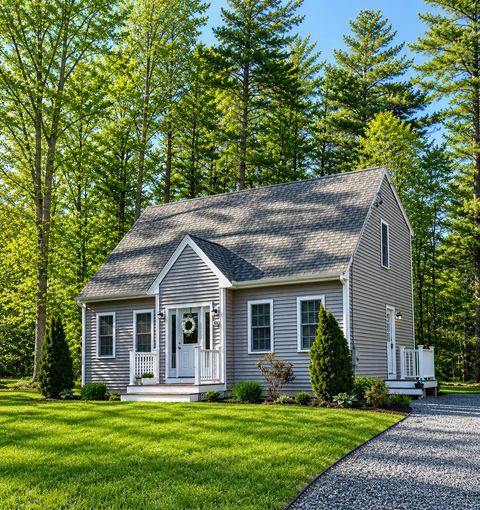 Photo of 10 Race Lane, Sandwich, MA 02563 (MLS # 22602104)