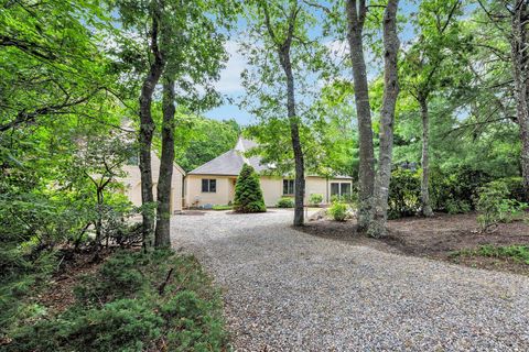 Photo of 9 North Way, Mashpee, MA 02649 (MLS # 22503026)